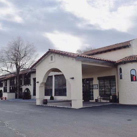 贝克城 埃尔多拉多旅馆酒店 外观 照片